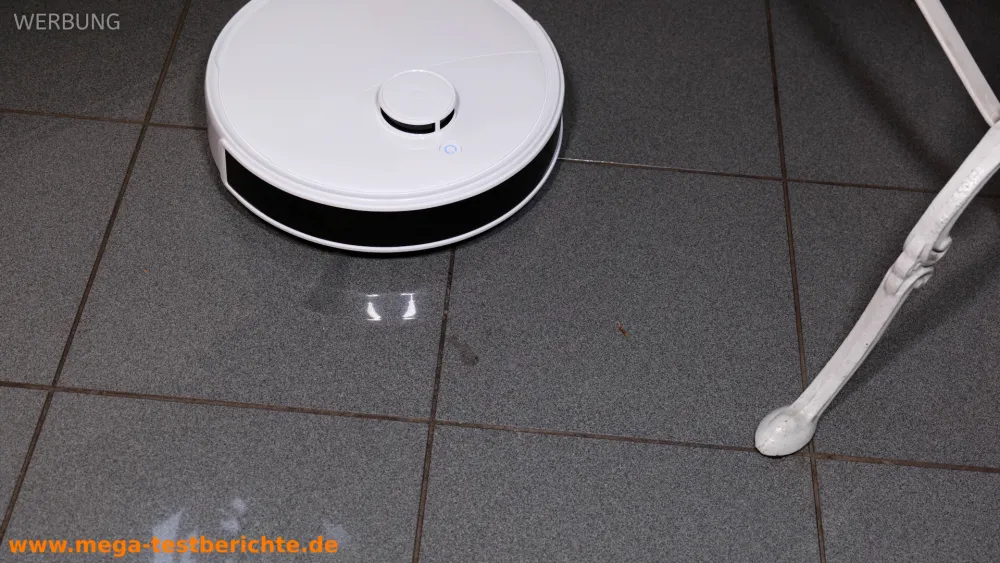 LEFANT M3 Wischroboter - Fleck am Boden