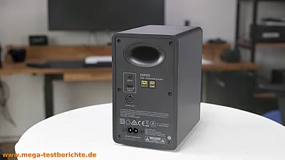 Edifier M60 - Anschlüsse auf der Rückseite