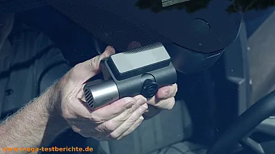 70mai T800 - Halterung festkleben