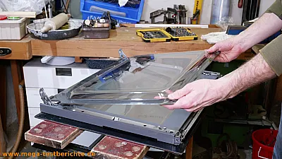 Ofentüre ausbauen - Scheibe abnehmen Ofentüre ausbauen - Scheibe abnehmen