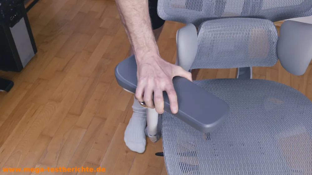 HABADA E3 Pro - Armlehne drehen