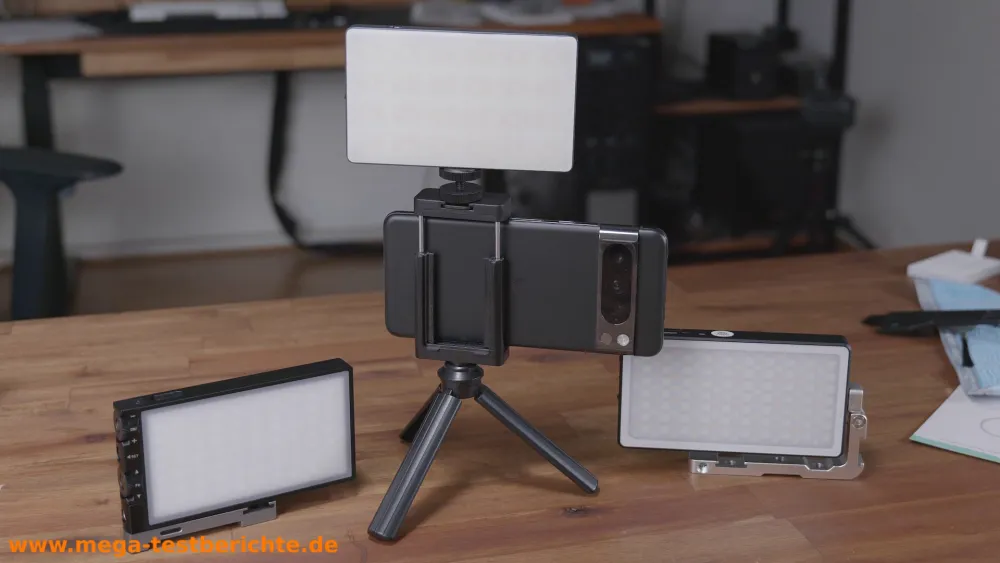 SM120 auf einem Handystativ