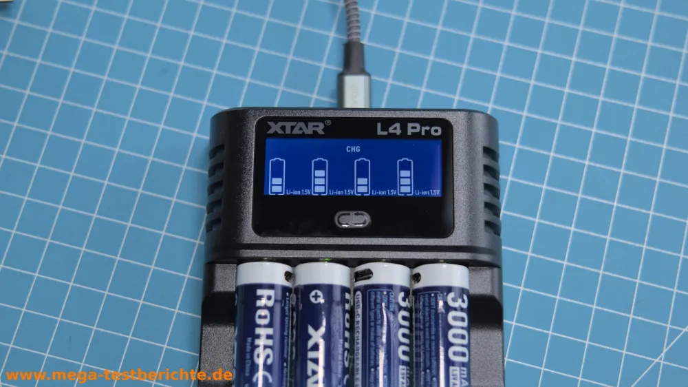 XTAR Batterie-Ladegerät L4 Pro 