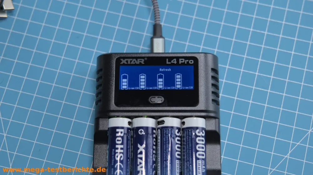 XTAR Ladegerät