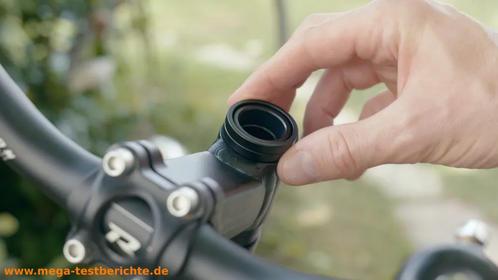 Fahrradlenker erhöhen - Spacer-Ringen oben aufschieben